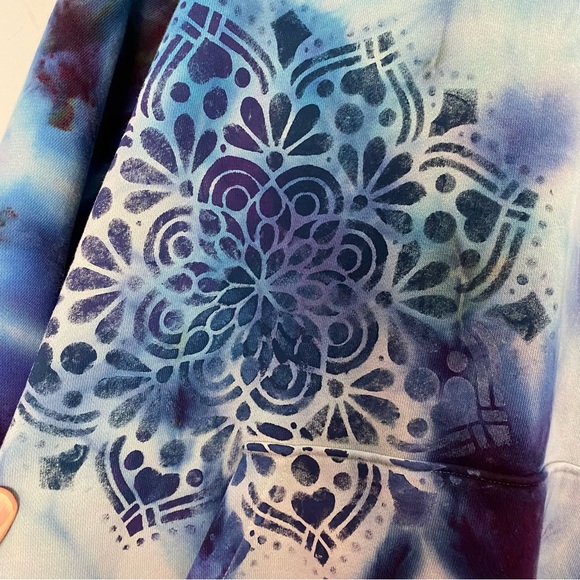 Handmade Tie Dye Sweatshirt Hoodie Womens Size XL Pullover Hand Painted Purple - Picture 7 of 12